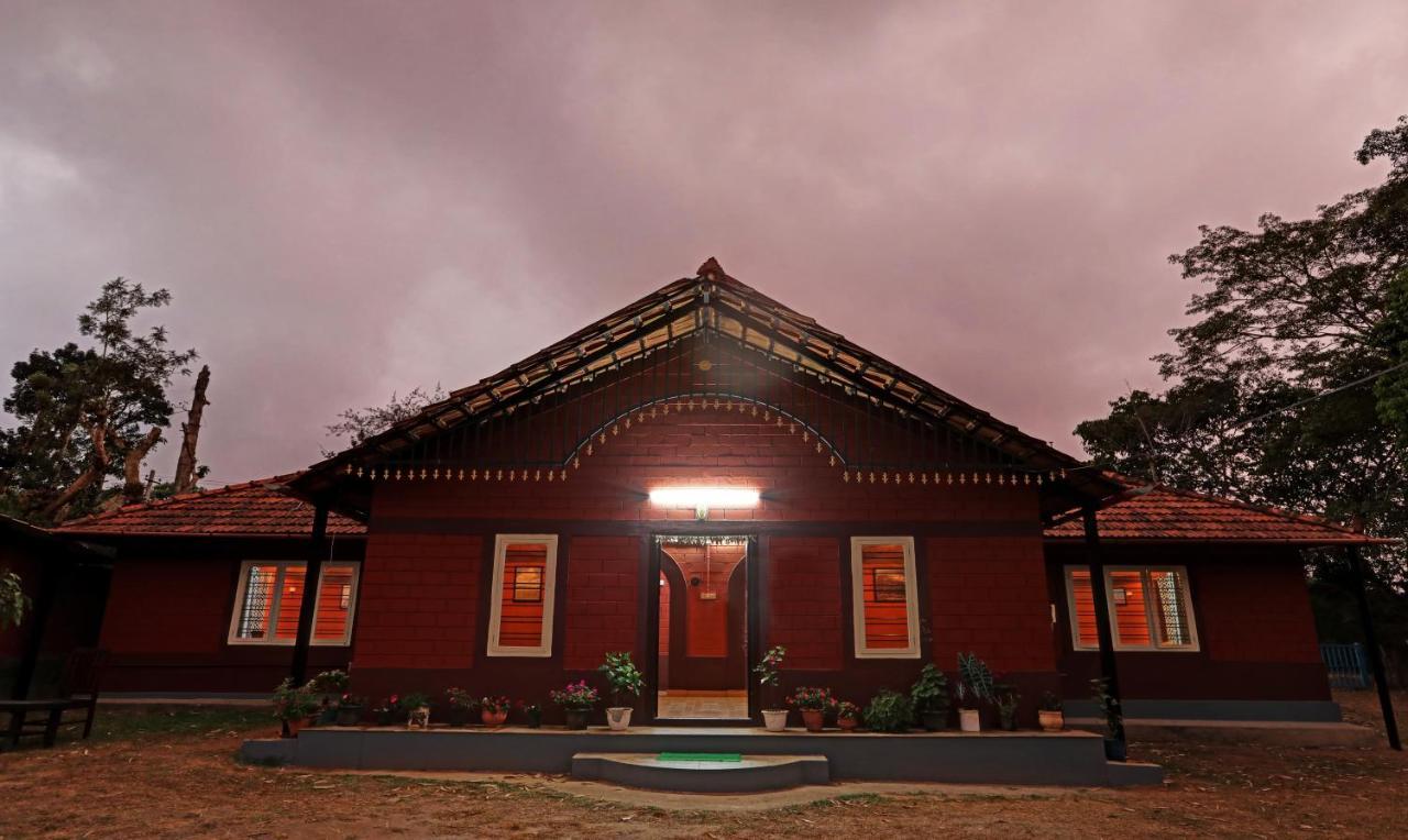 Hotel Allaranda Homestay Madikeri Exteriér fotografie